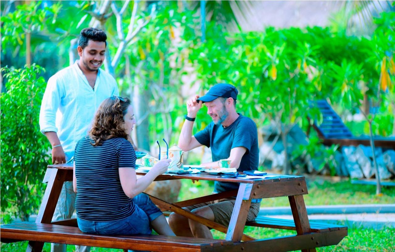Coco Village Hotel Chilaw Bangadeniya Ngoại thất bức ảnh
