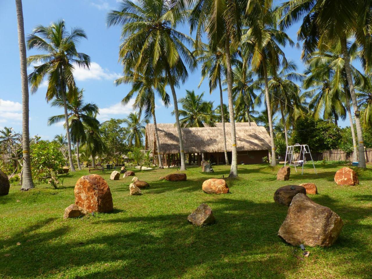 Coco Village Hotel Chilaw Bangadeniya Ngoại thất bức ảnh