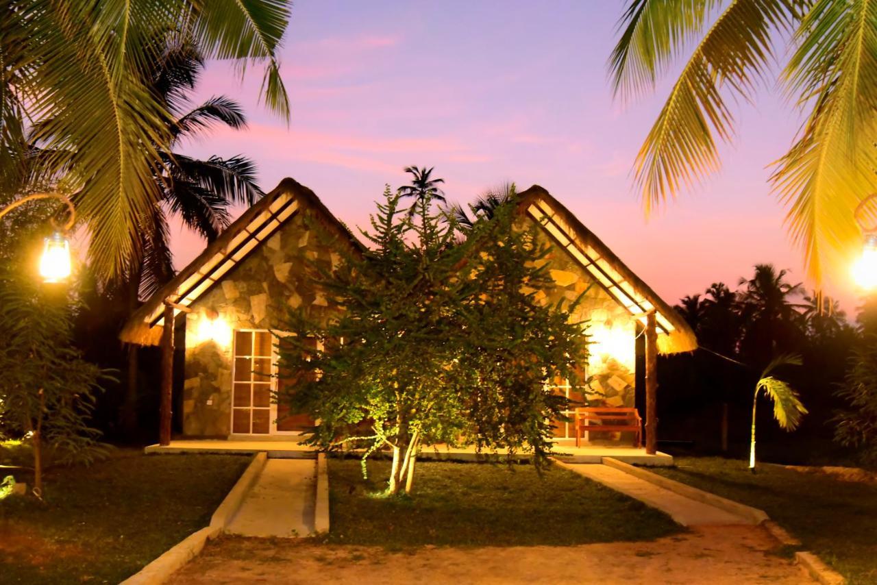 Coco Village Hotel Chilaw Bangadeniya Ngoại thất bức ảnh