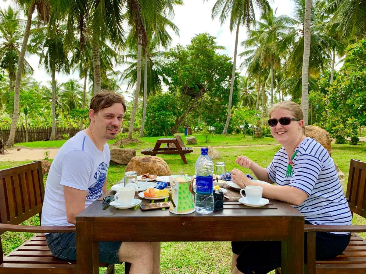 Coco Village Hotel Chilaw Bangadeniya Ngoại thất bức ảnh